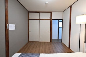 2 bedrooms, desk, Internet, bed sheets - RAC4EF2_House / Beppu Ōita (Beppu)