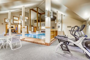 Inomhuspool och uppvärmd pool