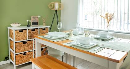 Charming 3 bed House in Wollaton, Nottingham