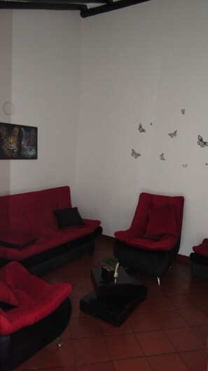 패밀리 아파트, 주방 | 거실 공간