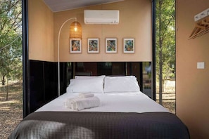 1 habitación y ropa de cama