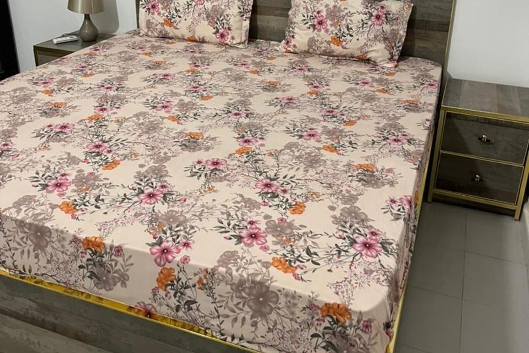 3 bedrooms, free WiFi, bed sheets