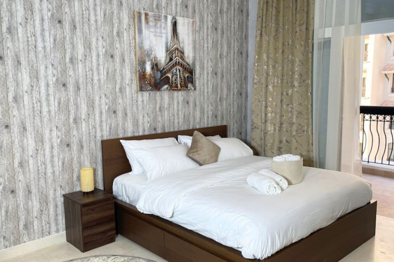 1 bedroom, desk, iron/ironing board, free WiFi