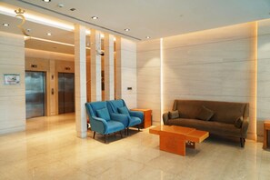 Interior - Yas Bliss - Cozy 2BR Apartment (Abu Dhabi)