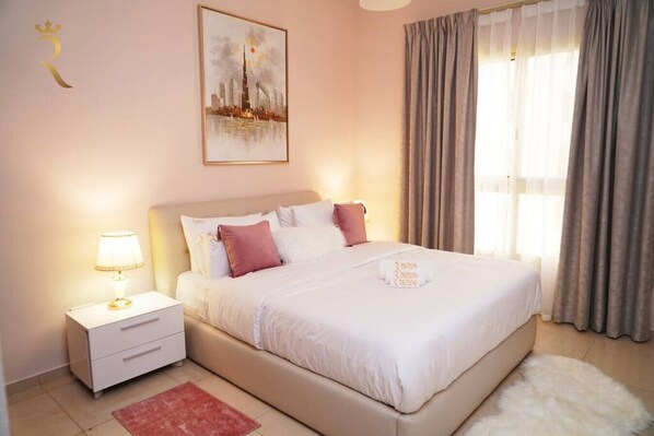 1 Schlafzimmer, Schreibtisch, Bügeleisen/Bügelbrett, Reisekinderbett