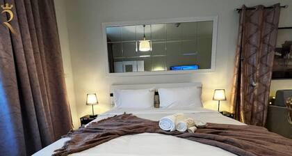 Al Reem Julphar P102 - Euphoria Escape Studio