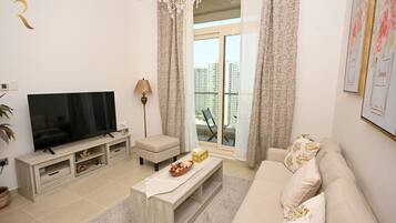 Fernseher, DVD-Player, Stereoanlage