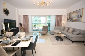 TV - Mariana Luxurious 2BR Apartment (Abu Dhabi)