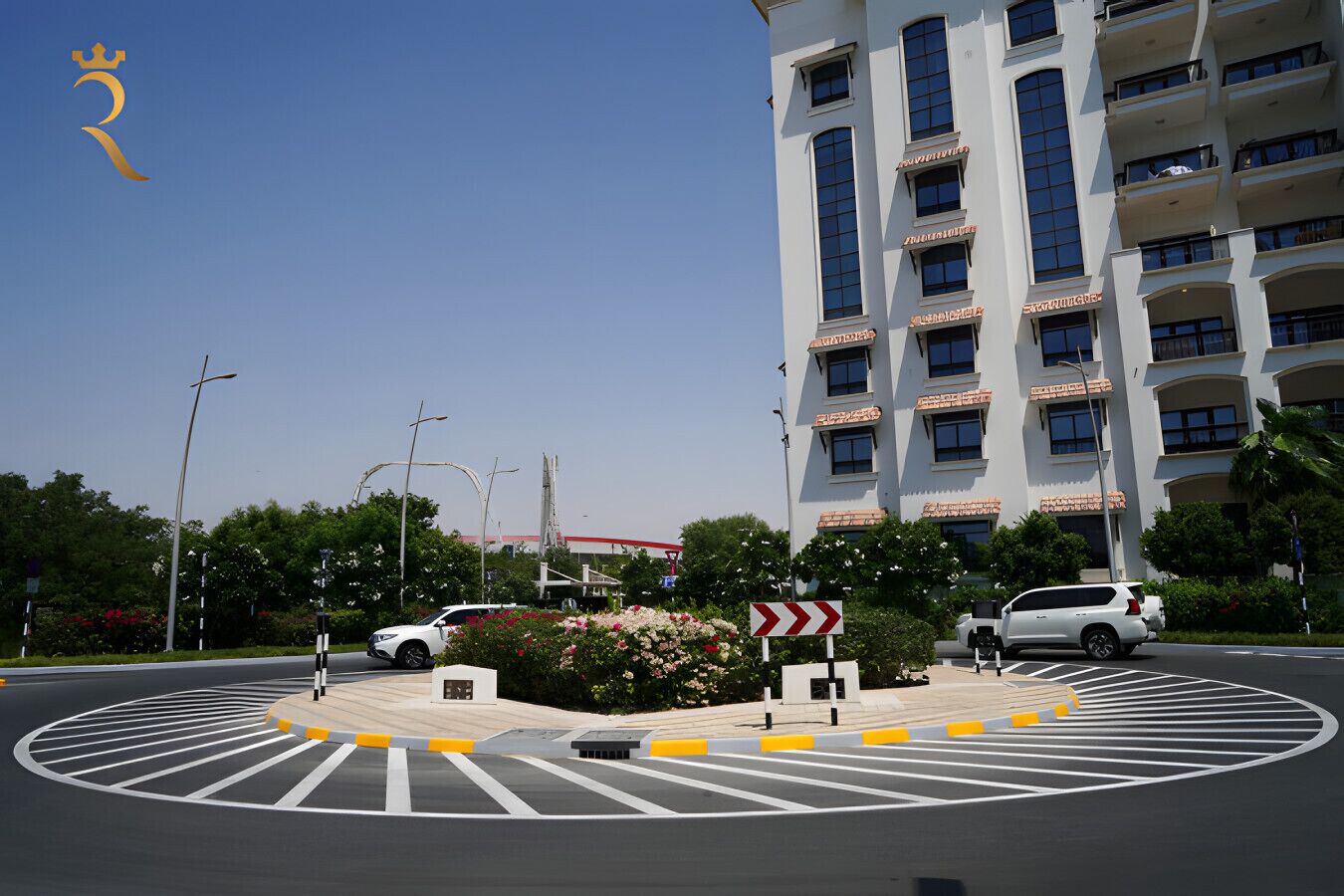 Capture the perfect moment amidst Yas Island`s breathtaking scenery.