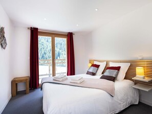 4 makuuhuonetta, internet