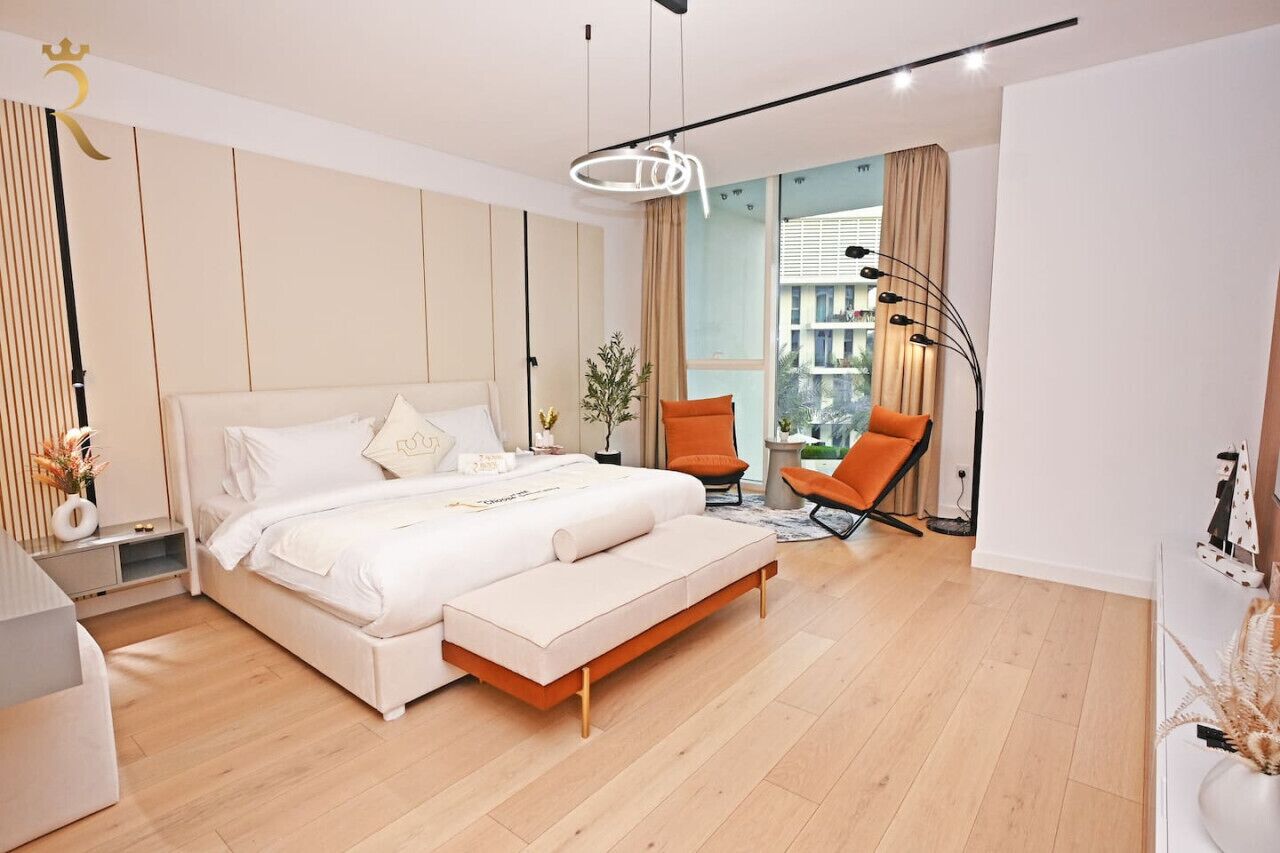 1 Schlafzimmer, Schreibtisch, Bügeleisen/Bügelbrett, Reisekinderbett