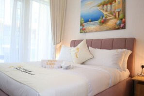 1 bedroom, iron/ironing board, travel crib, WiFi