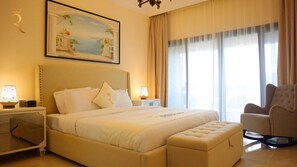 3 chambres, fer et planche à repasser, lit de bébé portatif, Wi-Fi
