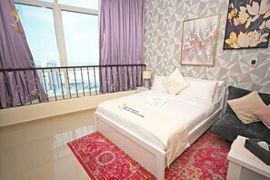 1 habitación, tabla de planchar con plancha, cuna de viaje y wifi 