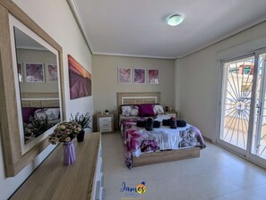 3 quartos, ferros/tábuas de passar roupa, berço de viagem, Wi-Fi