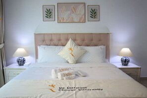 1 dormitorio, tabla de planchar con plancha, cuna de viaje y wifi