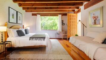 2 dormitorios, escritorio, wifi y ropa de cama