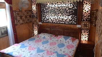 Deluxe Double Room | Free WiFi
