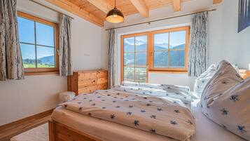 3 bedrooms, internet