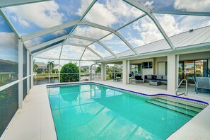 A heated pool - Waterfront Punta Gorda Home: Pool & Early Check In (Punta Gorda)