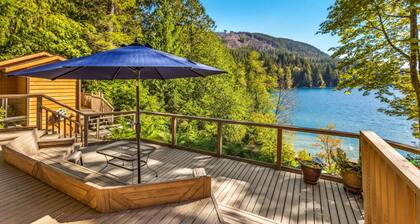 Reed s Cove Cabin in Hoodsport