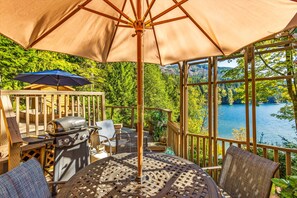 Villa | 1 bedroom - Reed s Cove Cabin in Hoodsport (Hoodsport)