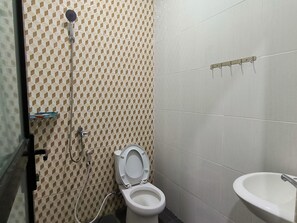 Deluxe Double Room | Bathroom