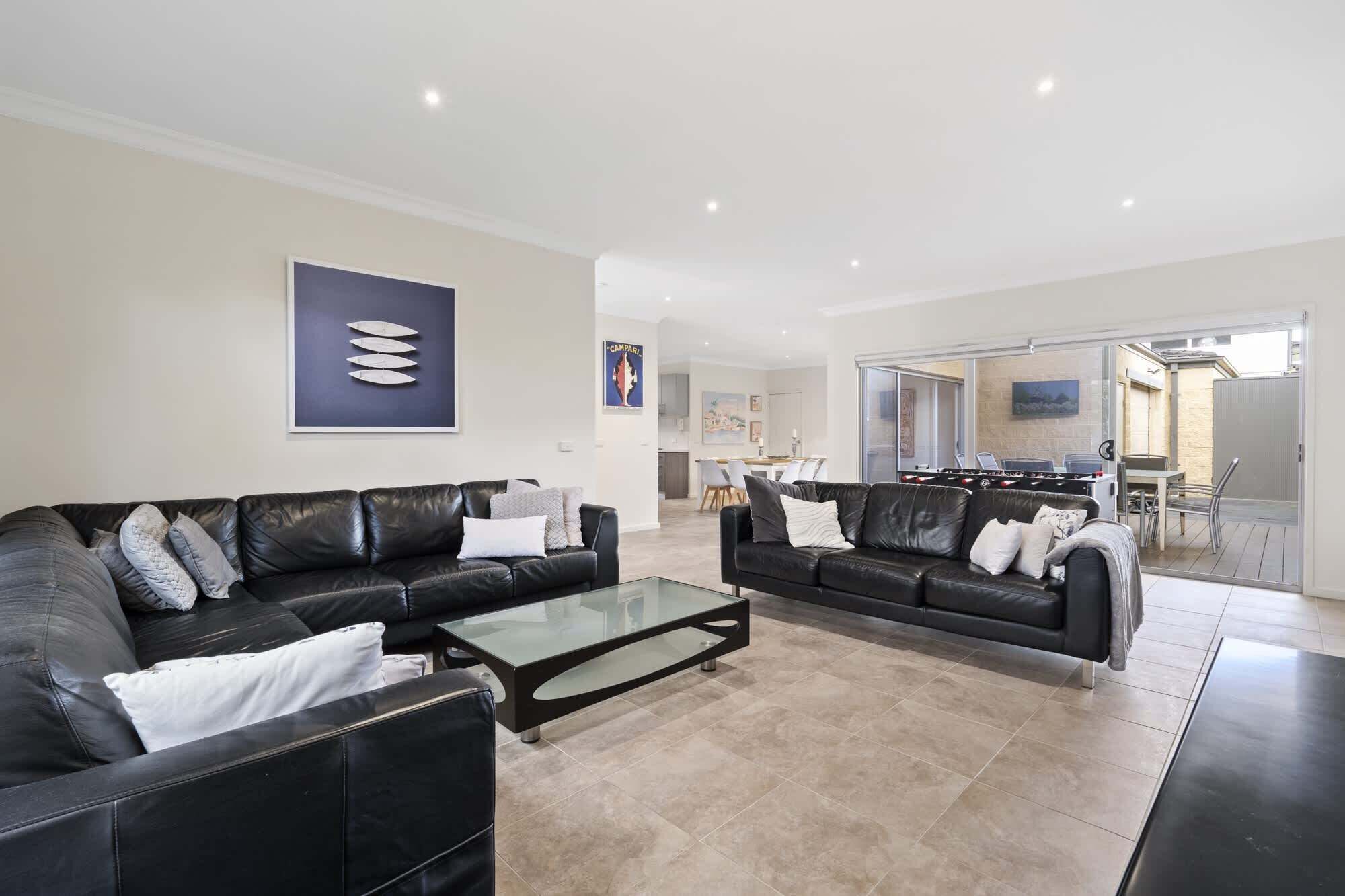 Seaside 3-bed Home, Direct Beach Access - Safety Beach