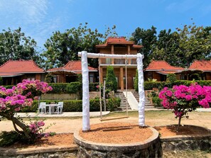 Exterior - Sunrise Sea Hill Cottages (Karimun Jawa)