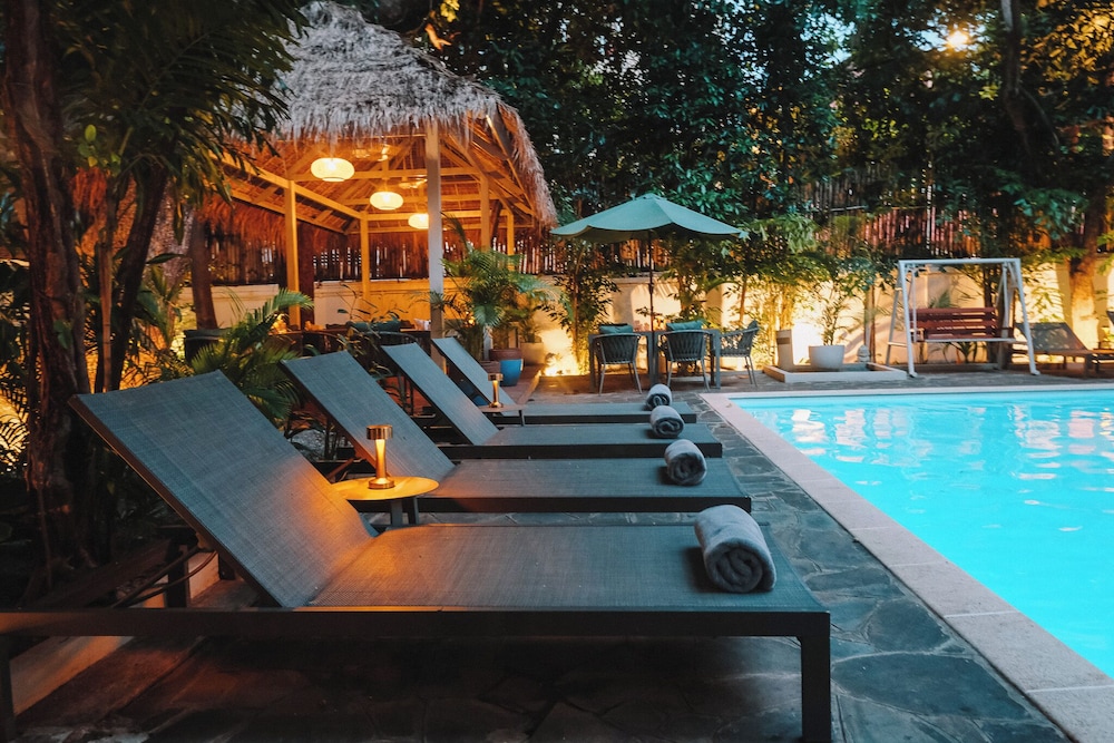 Jungle Addition Hotel by null