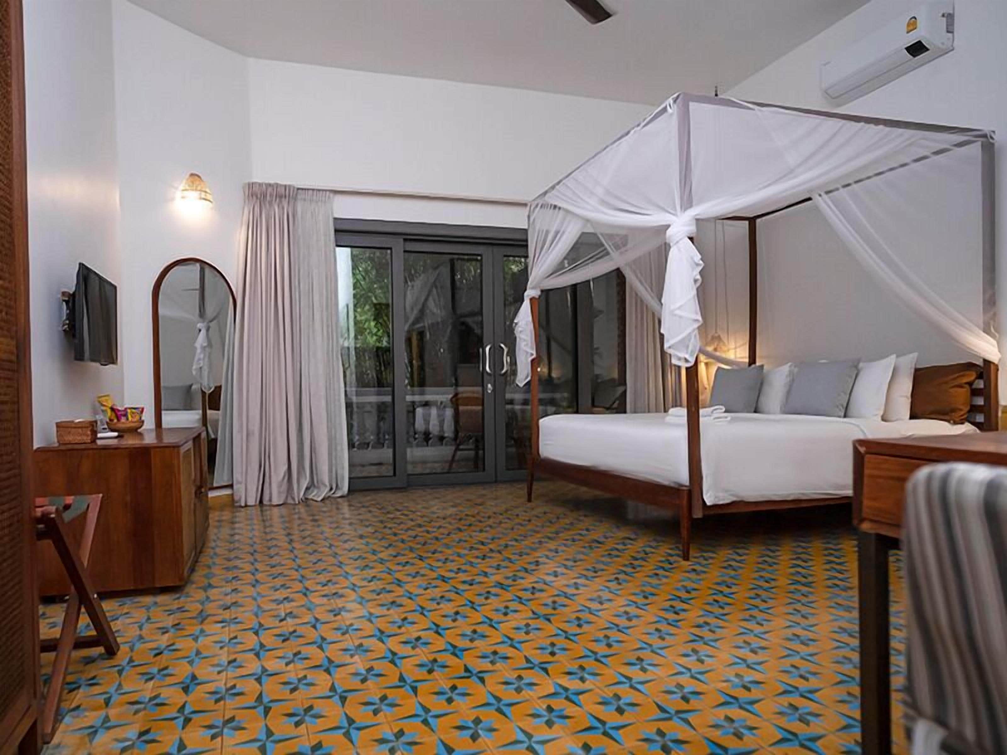 Photo - Jungle Addition