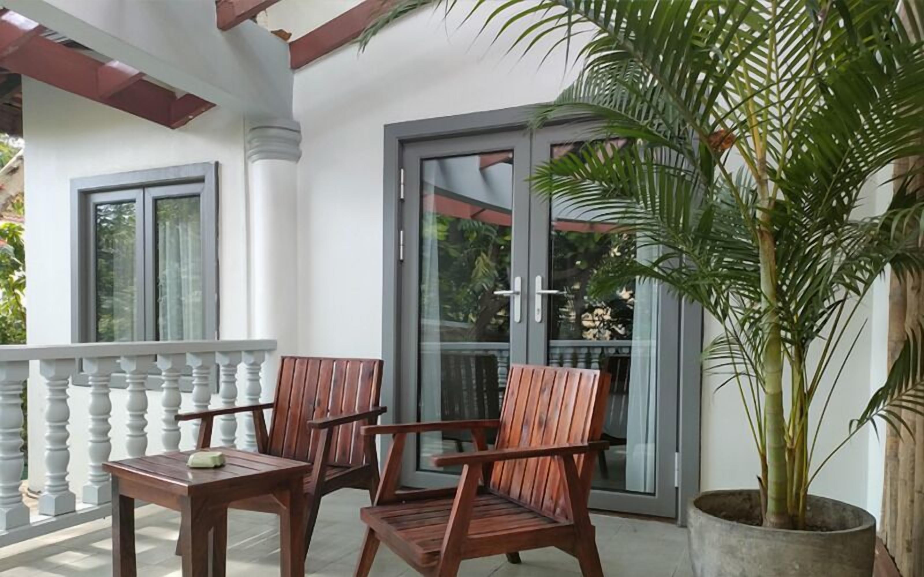 Photo - Jungle Addition