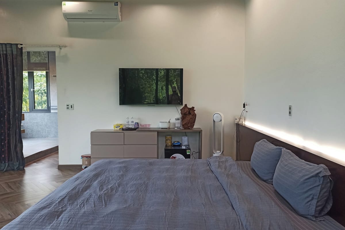 Luxe studio, uitzicht op bergen | Geluiddichte muren, een strijkplank/strijkijzer