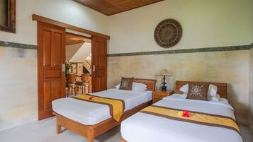 Villa, 4 Bedrooms | Desk, laptop workspace, free WiFi
