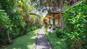 Fachada da propriedade