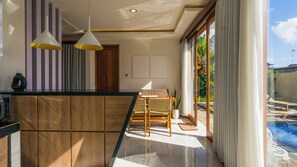 Deluxe-Villa, Gartenblick | Eigene Küche