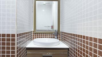 Buồng tắm vòi sen, vòi sen phun mưa, khăn tắm