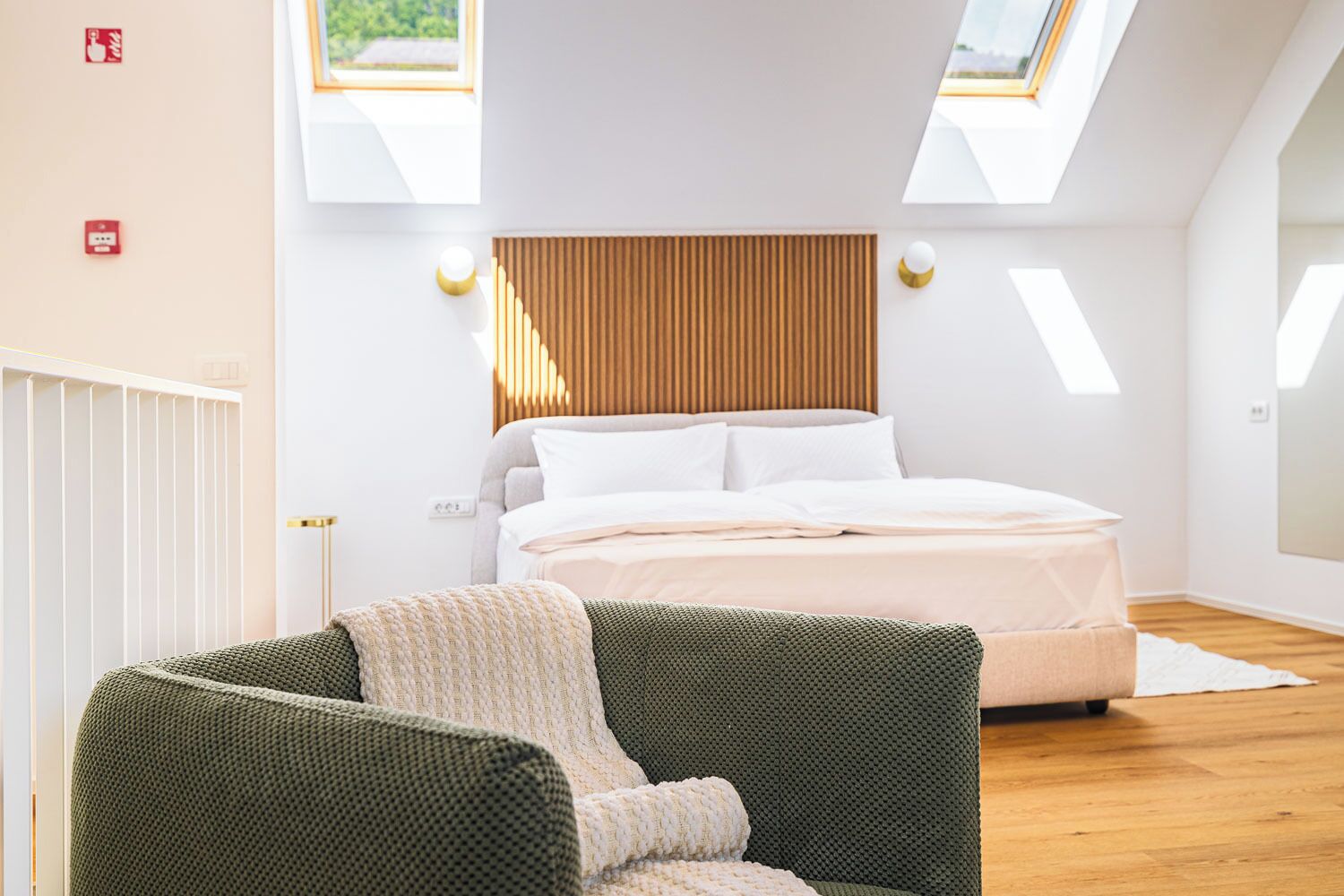 Leilighet – deluxe, balkong, fjellutsikt | Sengetøy av topp kvalitet, memory foam-senger og individuelt dekorert