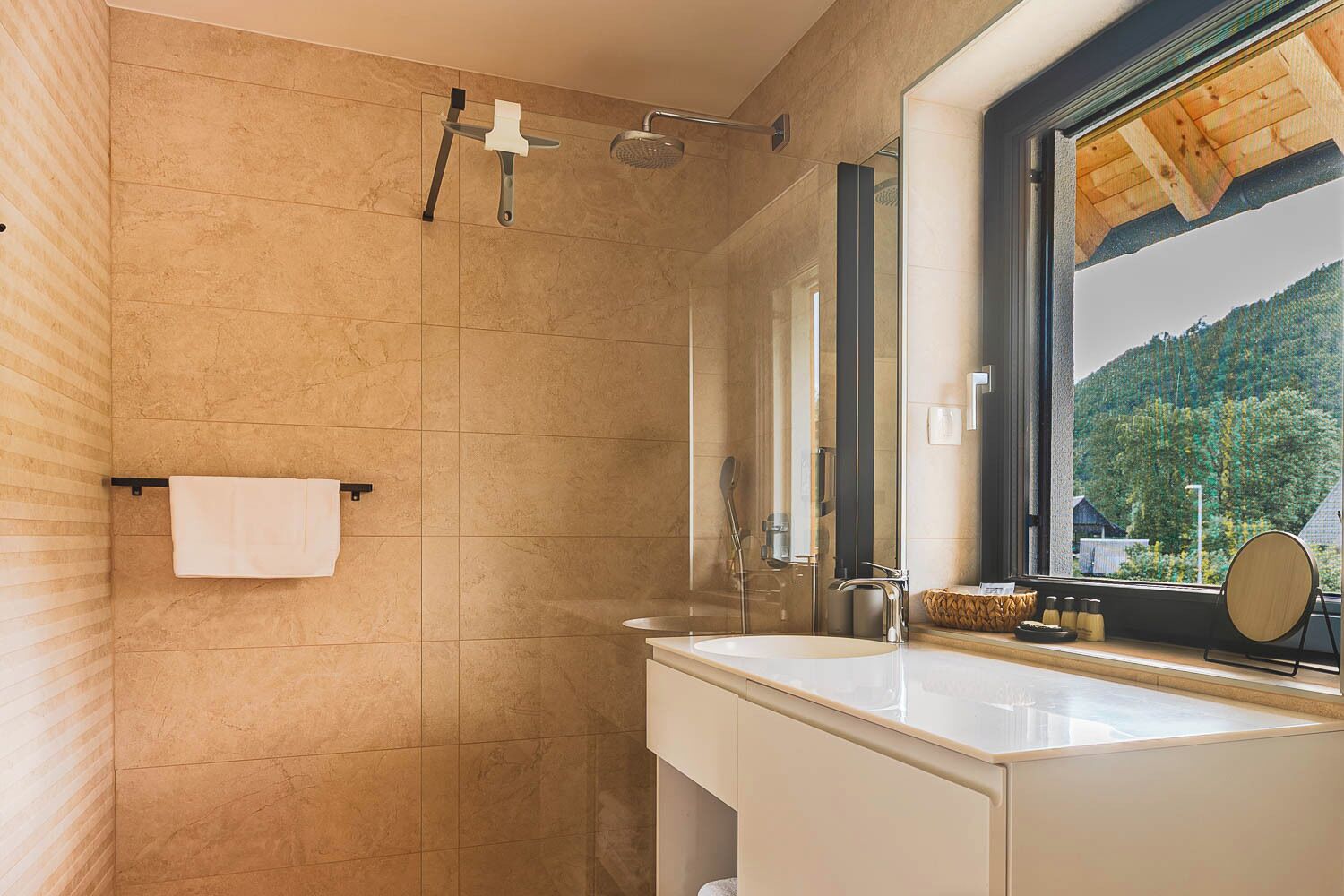 Family Apartment, 2 Bedrooms, Balcony, Mountain View | Bathroom | Shower, rainfall showerhead, free toiletries, hair dryer