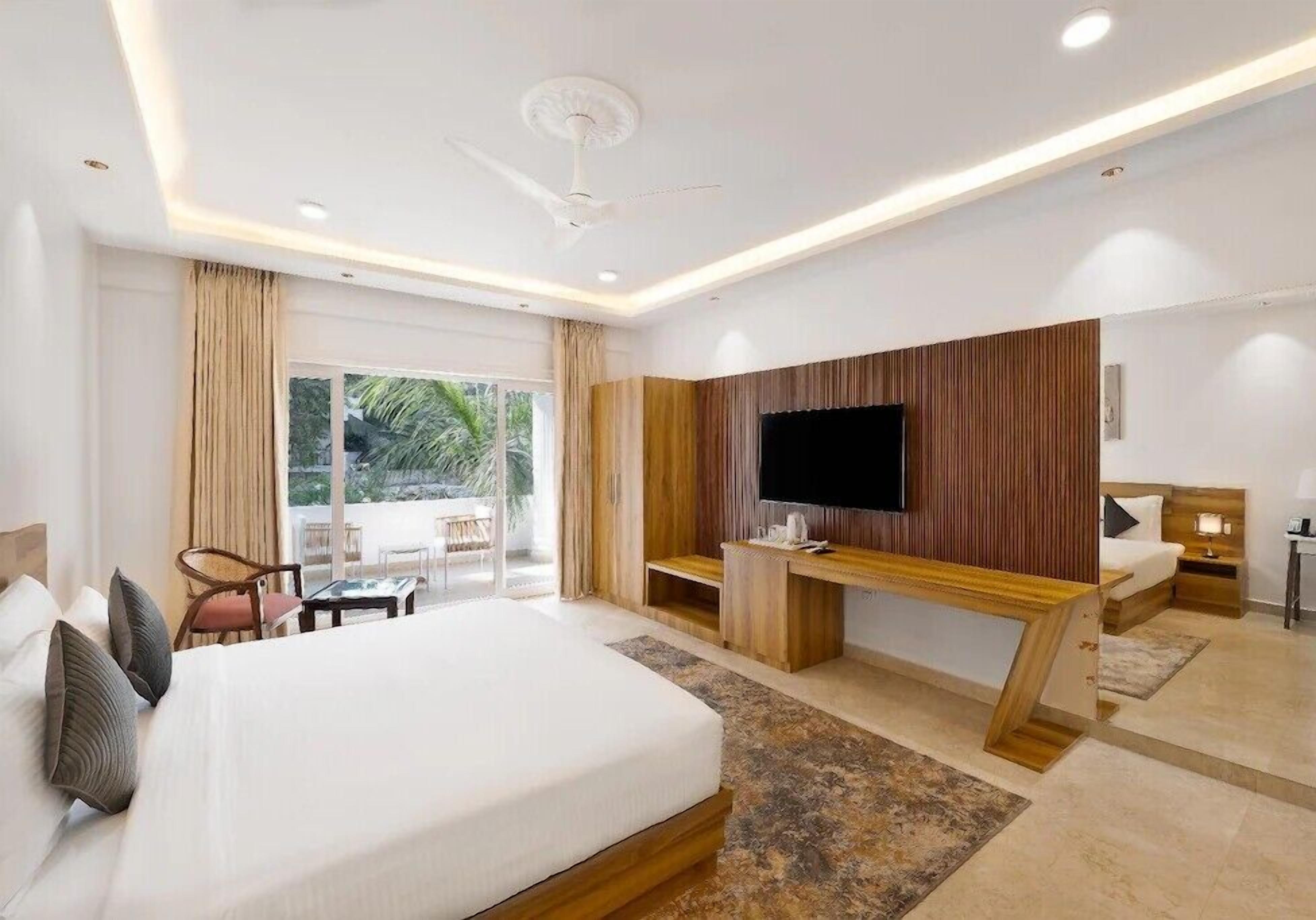 In-room safe, desk, laptop workspace, blackout drapes