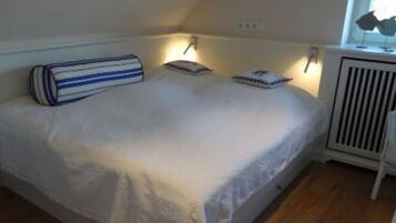 2 Schlafzimmer, BĂŒgeleisen/BĂŒgelbrett, kostenloses WLAN