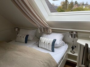 2 soverom, strykejern/-brett og wi-fi (inkludert)