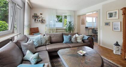 Ferienwohnung 'Design Und Entspannug' mit privater Terrasse, privatem Garten und Wi-Fi