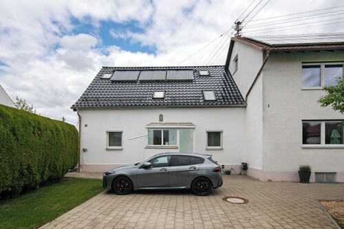 Ferienhaus 'Haus Steinheim' mit gemeinsamer Terrasse, gemeinsamem Garten und Wi-Fi