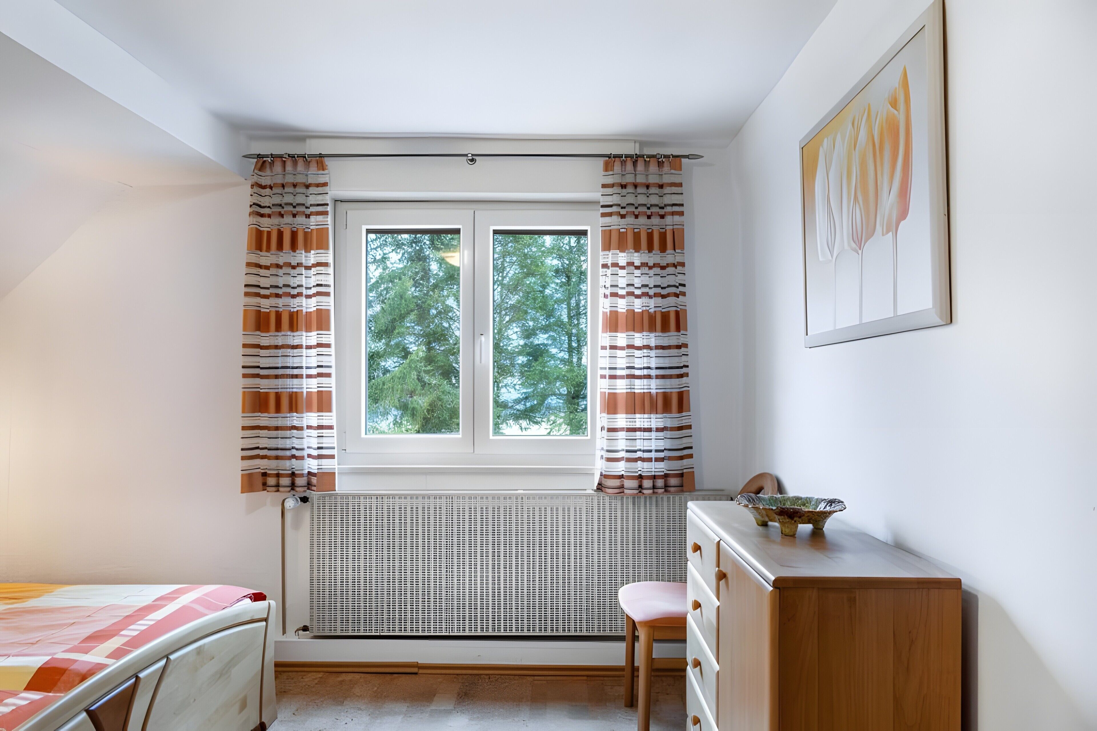 1 quarto, Wi-Fi de cortesia, roupa de cama