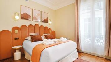 1 slaapkamer, een bureau, een strijkplank/strijkijzer, gratis wifi