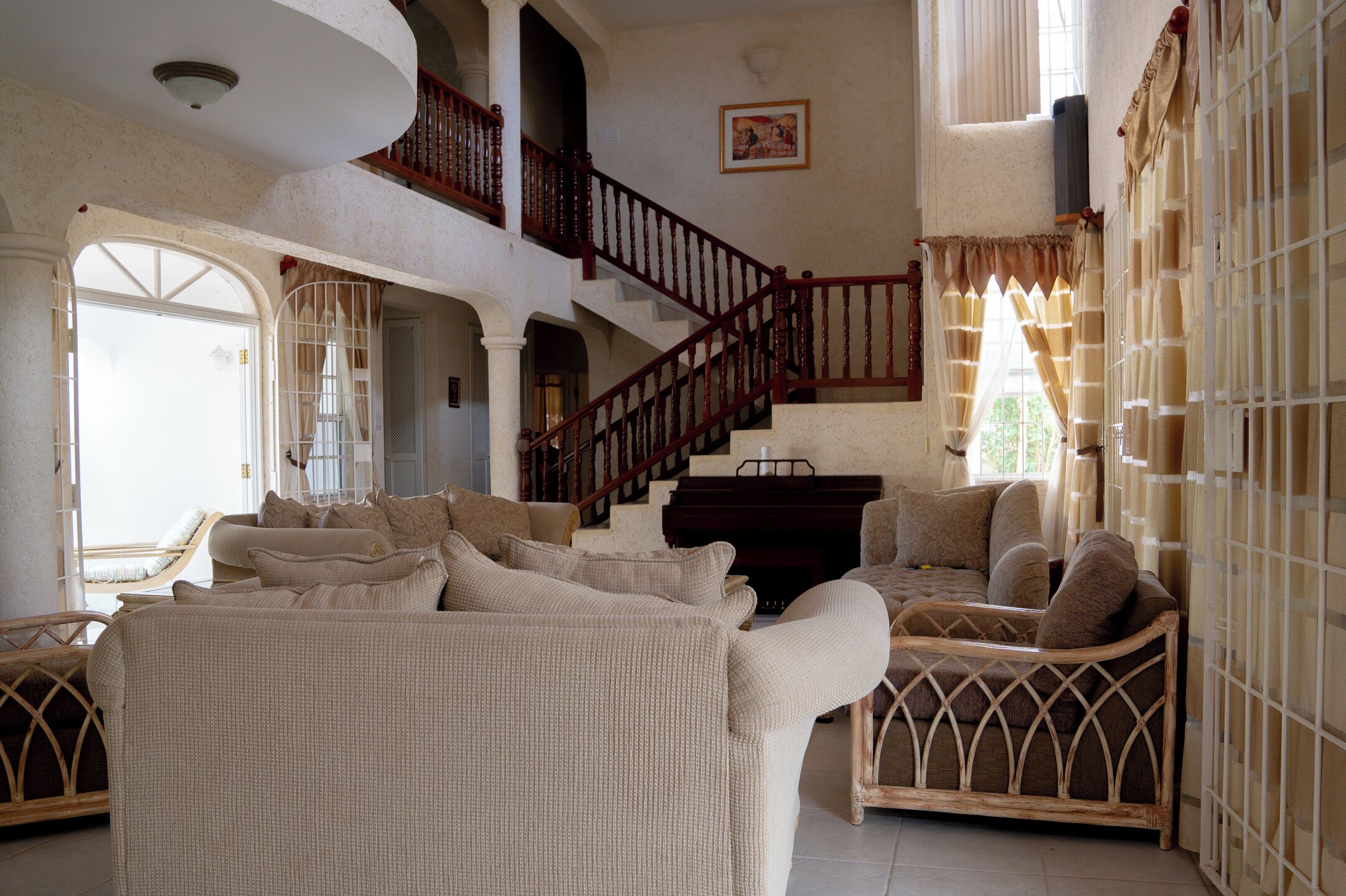 Villa, 5 Bedrooms, Smoking, Private Pool | Living room