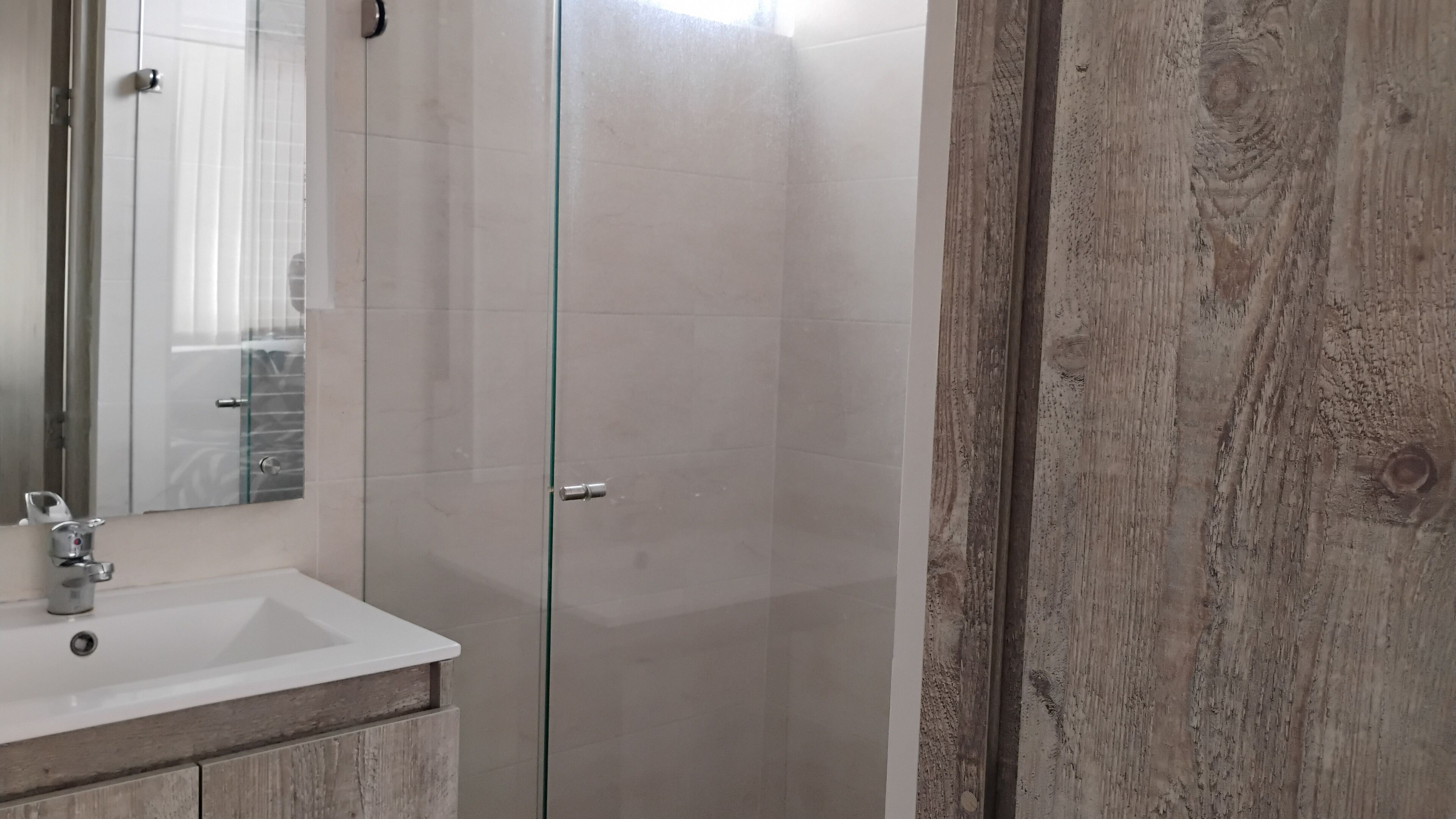 Loft, 1 Bedroom, Smoking, City View | Bathroom
