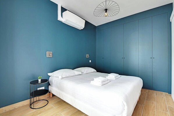 2 bedrooms, desk, iron/ironing board, free WiFi