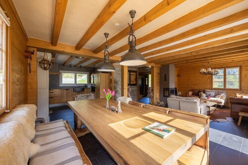 8p Chalet à la montagne à domaine skiable